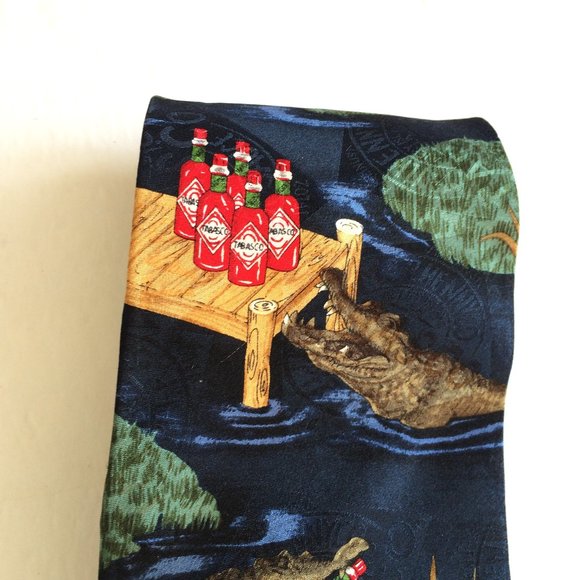 Tabasco Pepper Sauce Mens Silk Tie Navy Blue Crocodiles Bottles Print USA Made - Picture 3 of 7